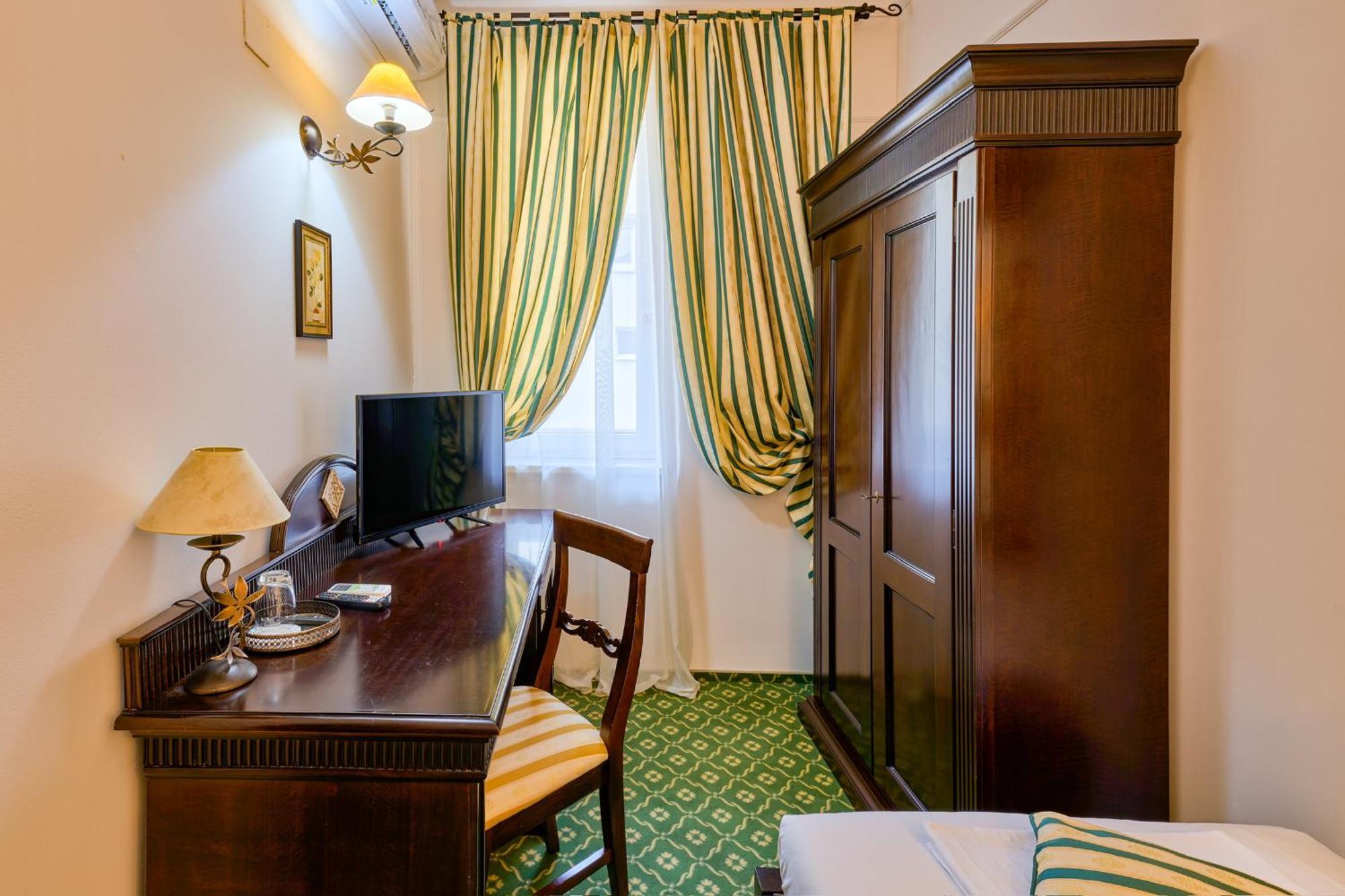 Hotel Classico Timişoara Exterior foto